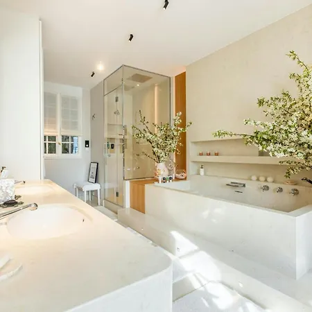 Le Haussmannien Chic Lägenhet